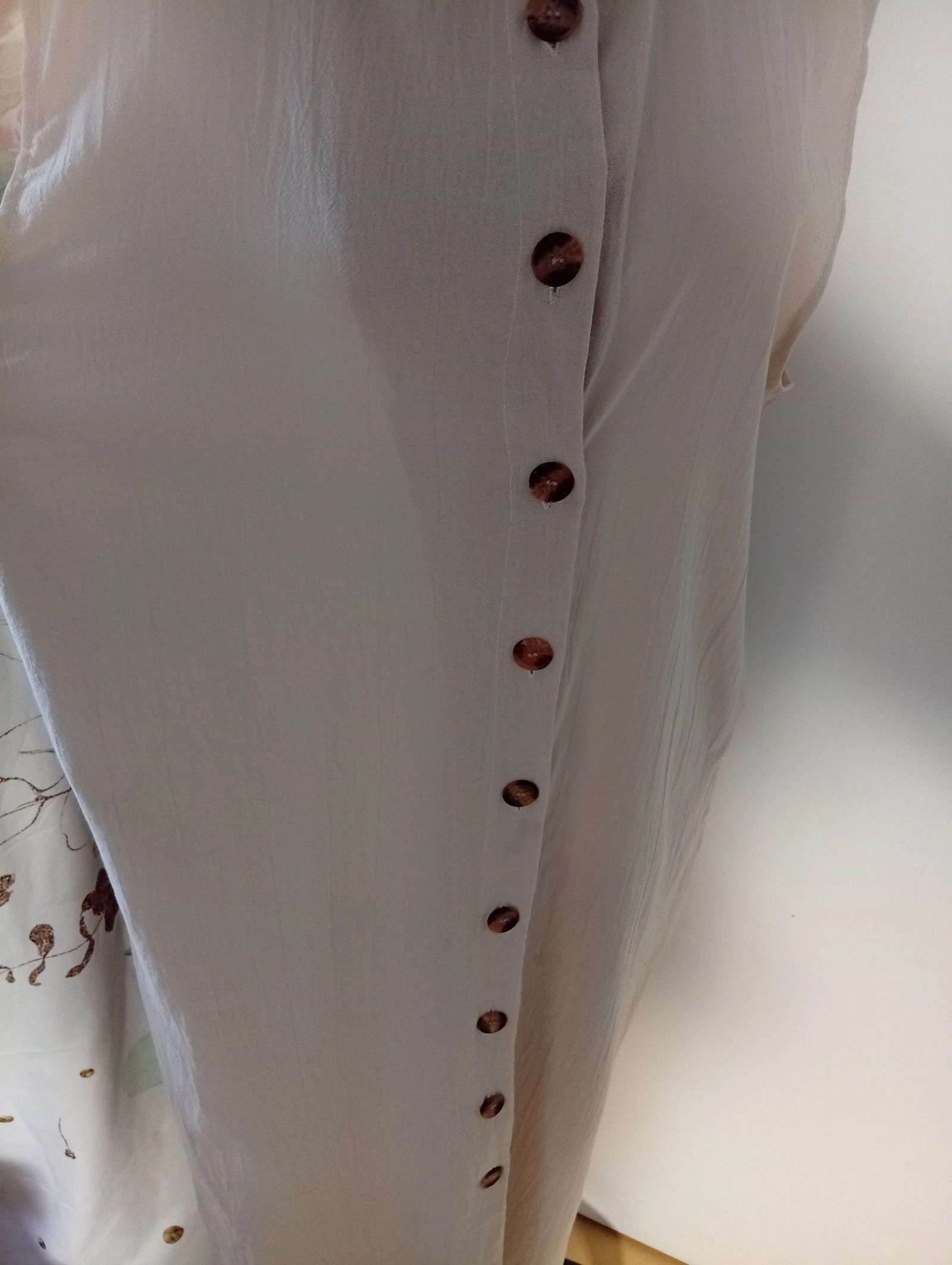 Robe longue fluide fermeture boutonnée avec poches  – photo 3